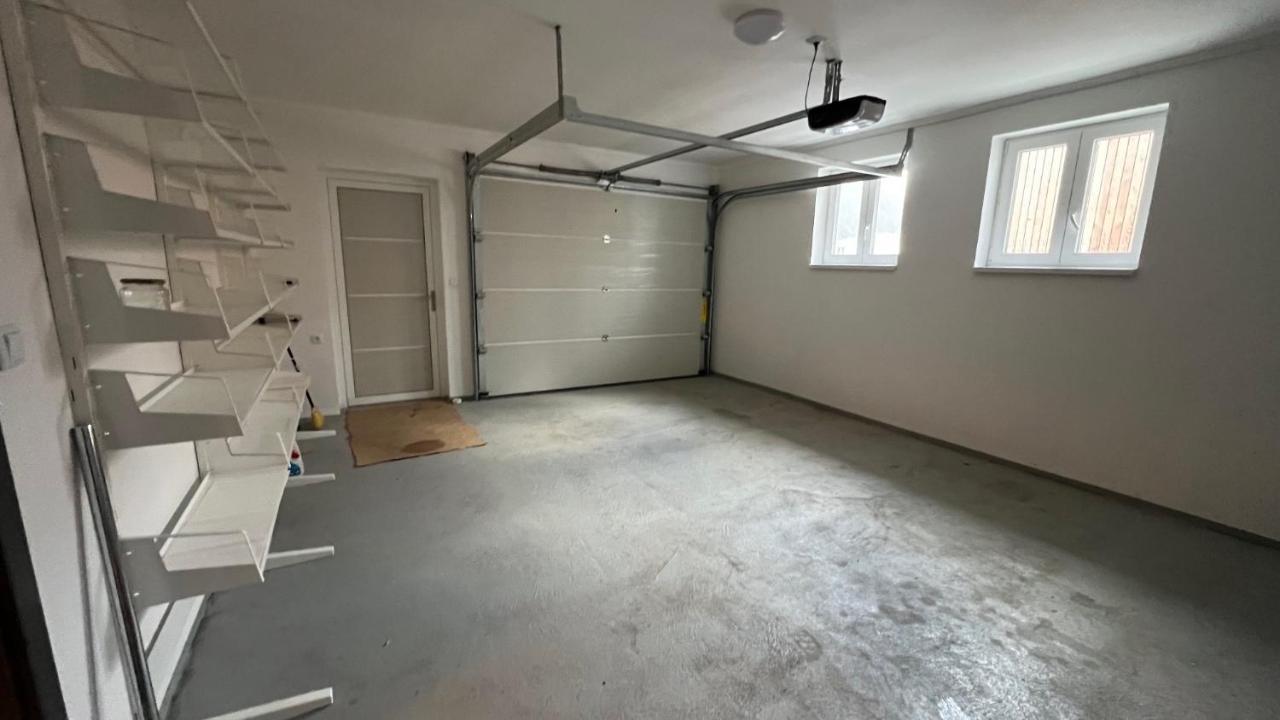 فيلا Liptovský Mikulášفي Apartmanovy Dom S Virivkou, Pod Secnom, Liptovsky Jan المظهر الخارجي الصورة