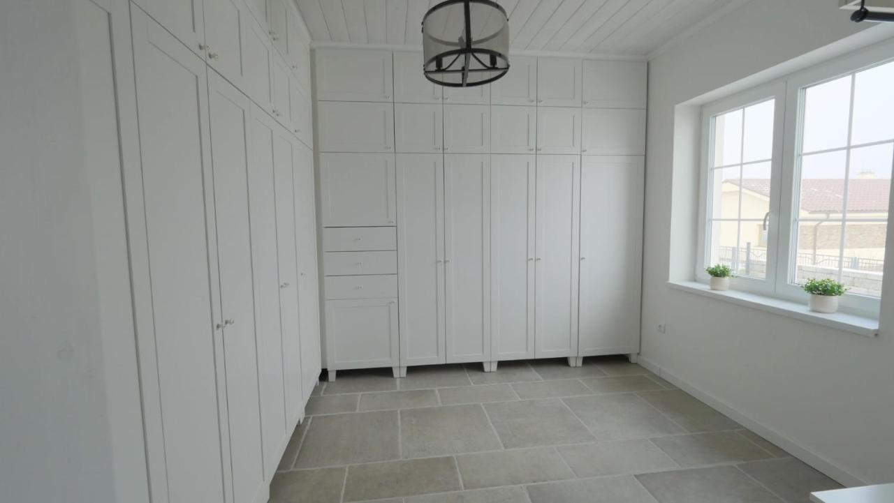 فيلا Liptovský Mikulášفي Apartmanovy Dom S Virivkou, Pod Secnom, Liptovsky Jan المظهر الخارجي الصورة