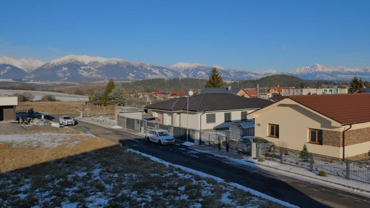 فيلا Liptovský Mikulášفي Apartmanovy Dom S Virivkou, Pod Secnom, Liptovsky Jan المظهر الخارجي الصورة