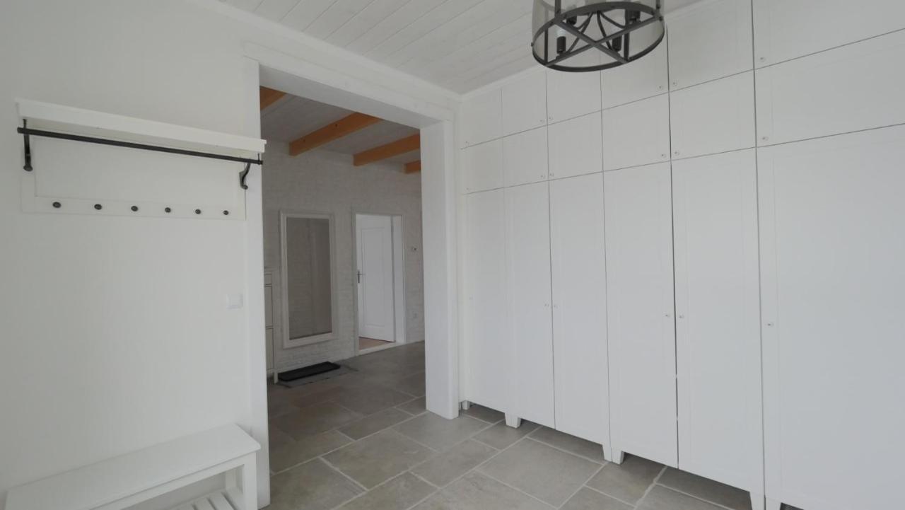 فيلا Liptovský Mikulášفي Apartmanovy Dom S Virivkou, Pod Secnom, Liptovsky Jan المظهر الخارجي الصورة