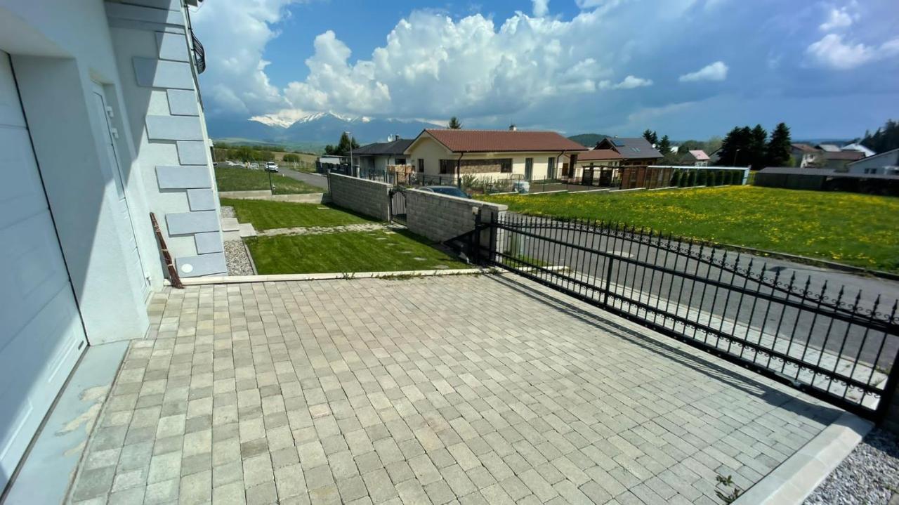 فيلا Liptovský Mikulášفي Apartmanovy Dom S Virivkou, Pod Secnom, Liptovsky Jan المظهر الخارجي الصورة