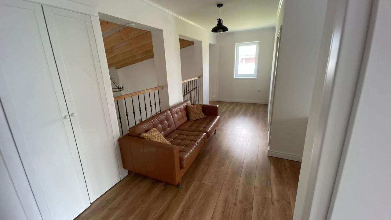 فيلا Liptovský Mikulášفي Apartmanovy Dom S Virivkou, Pod Secnom, Liptovsky Jan المظهر الخارجي الصورة